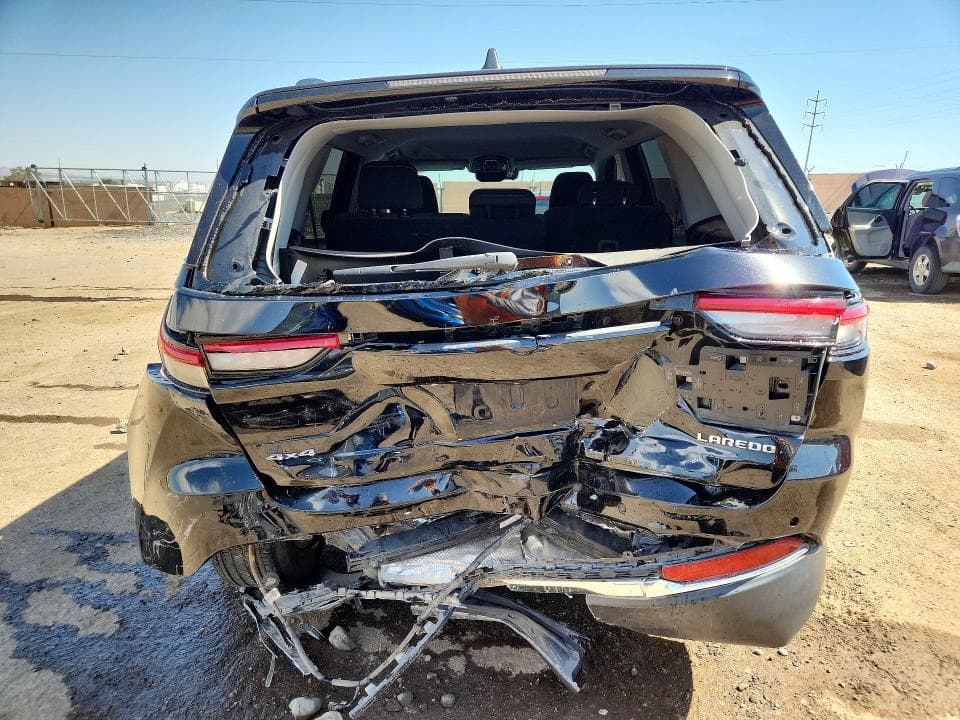 2023 JEEP GRAND CHEROKEE LAREDO/ALTITUDE 6