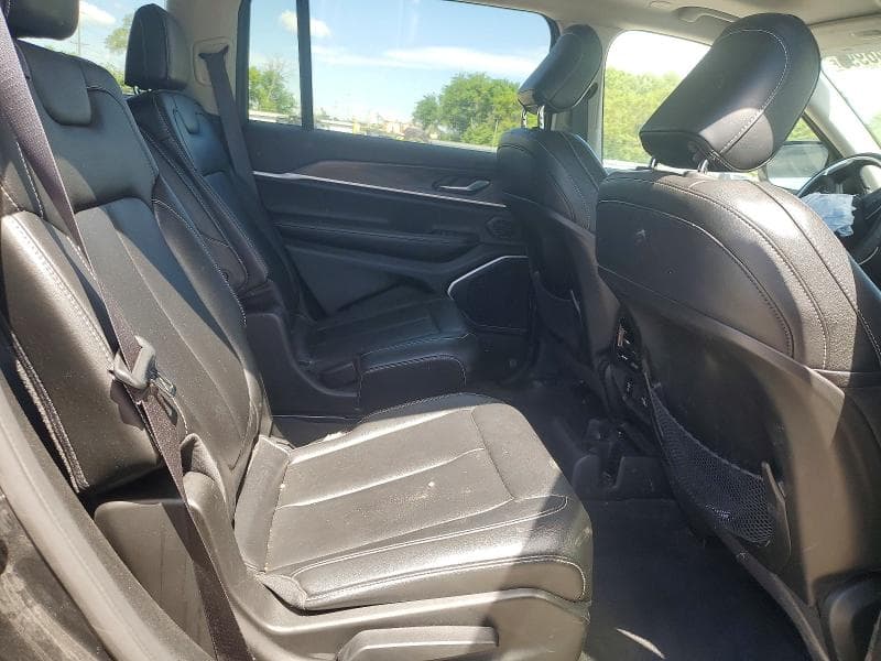 2023 JEEP GRAND CHEROKEE L LIMITED 11