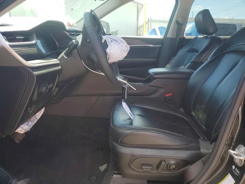 2023 JEEP GRAND CHEROKEE L LIMITED 7