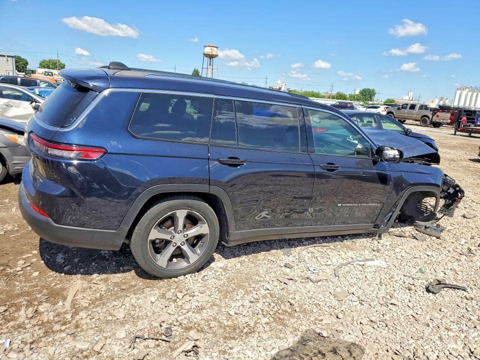 2023 JEEP GRAND CHEROKEE L LIMITED 3