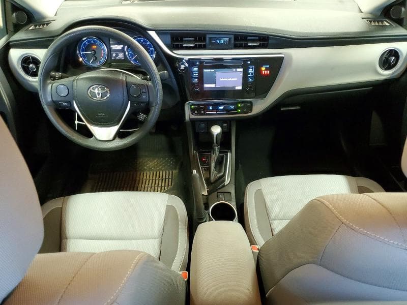 2018 TOYOTA COROLLA LE 8