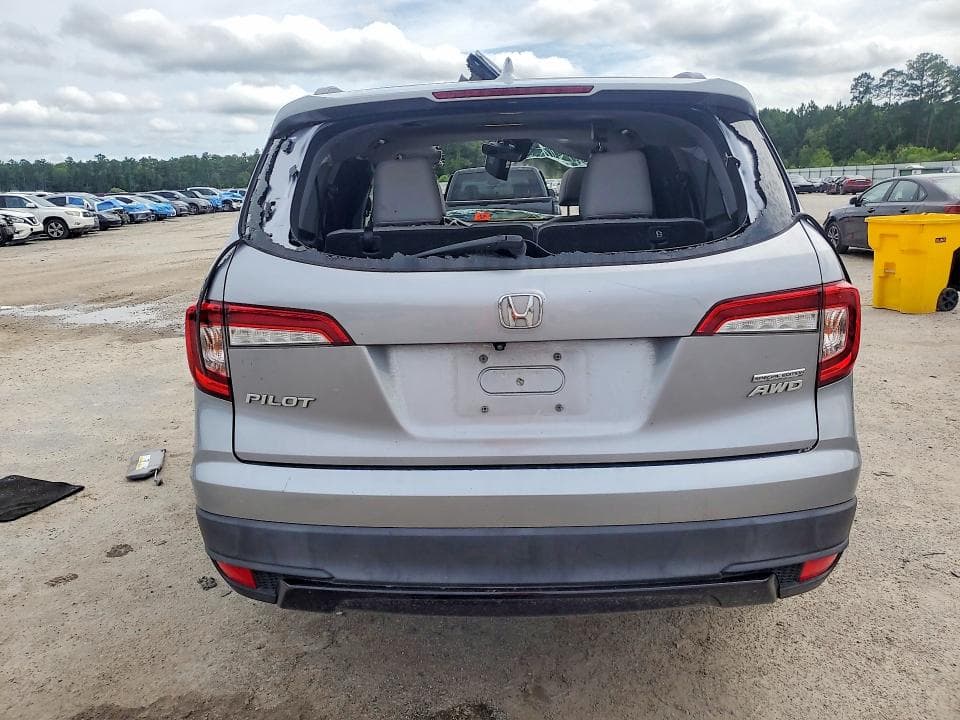 2021 HONDA PILOT SE 6
