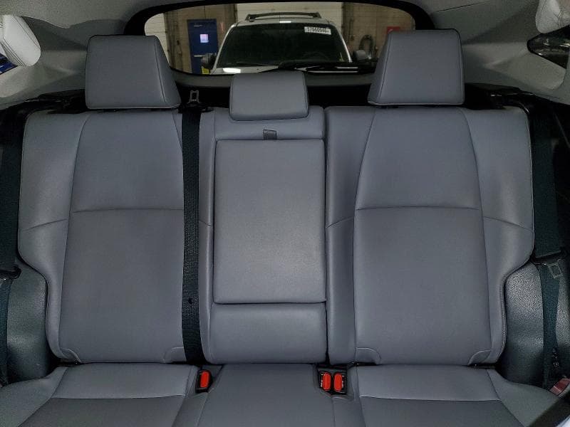 2024 TOYOTA VENZA XLE 10