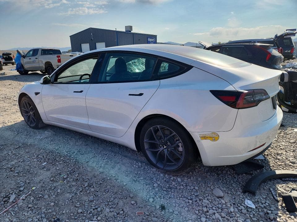 2022 TESLA MODEL 3 2
