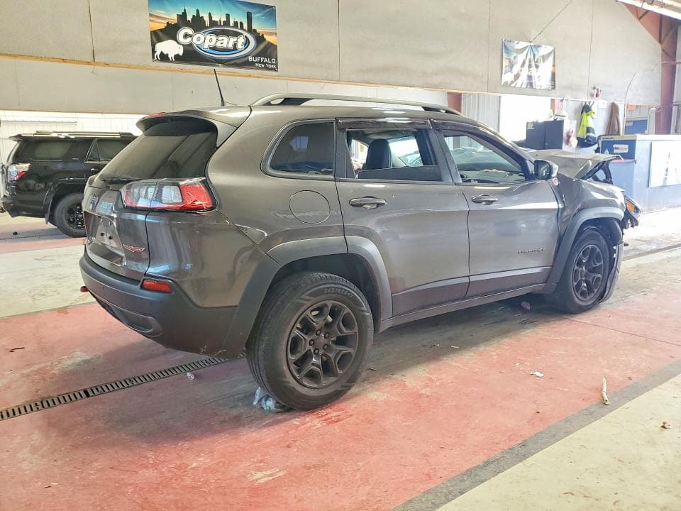 2019 JEEP CHEROKEE TRAILHAWK 3