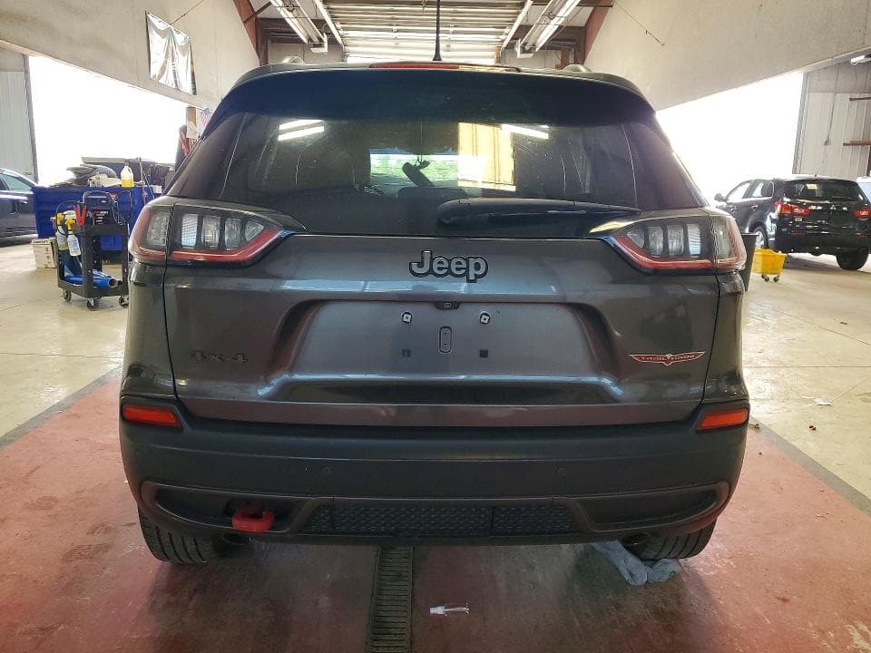 2019 JEEP CHEROKEE TRAILHAWK 6