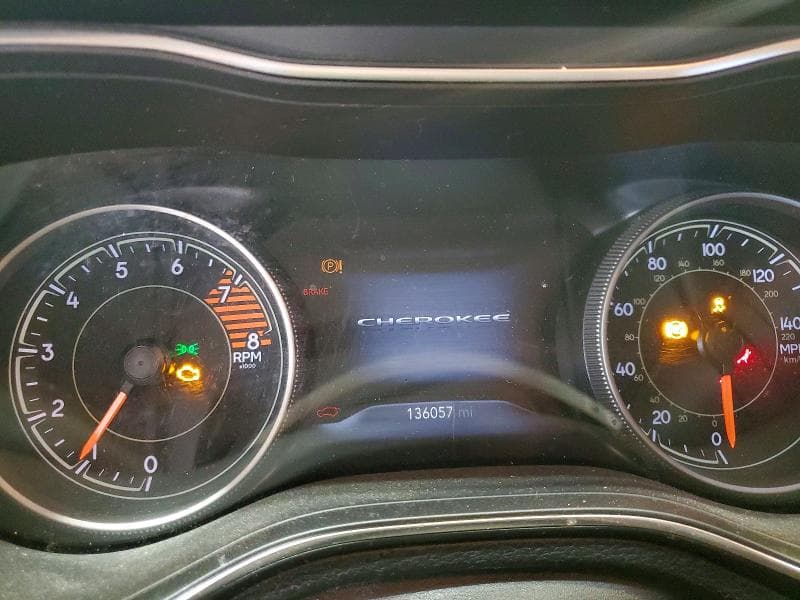2019 JEEP CHEROKEE TRAILHAWK 9