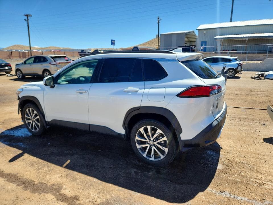 2023 TOYOTA COROLLA CROSS XLE XLE 2