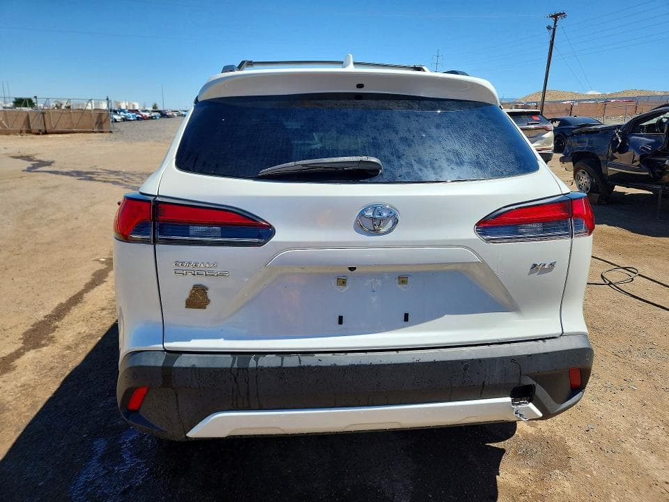 2023 TOYOTA COROLLA CROSS XLE XLE 6