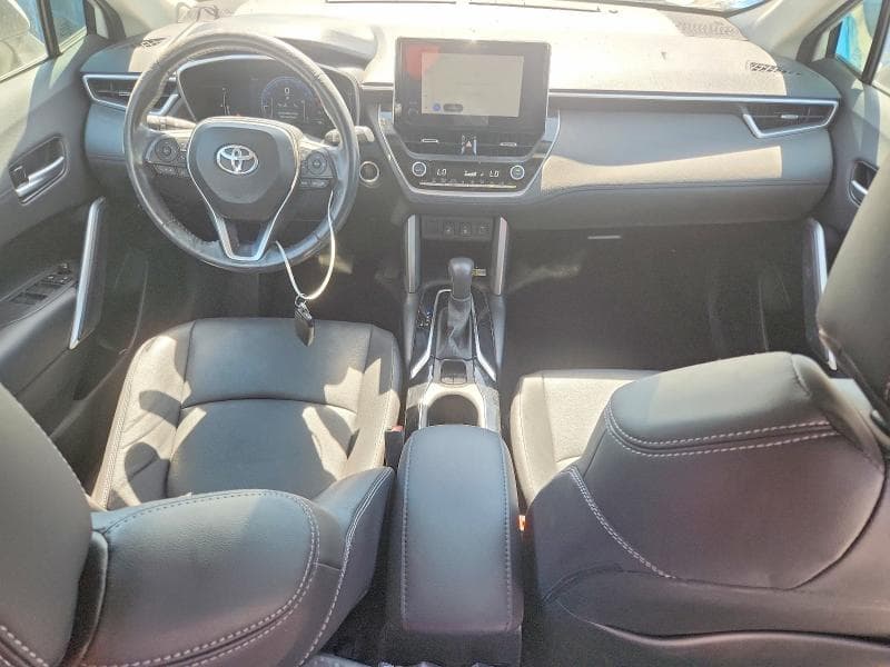 2023 TOYOTA COROLLA CROSS XLE XLE 8