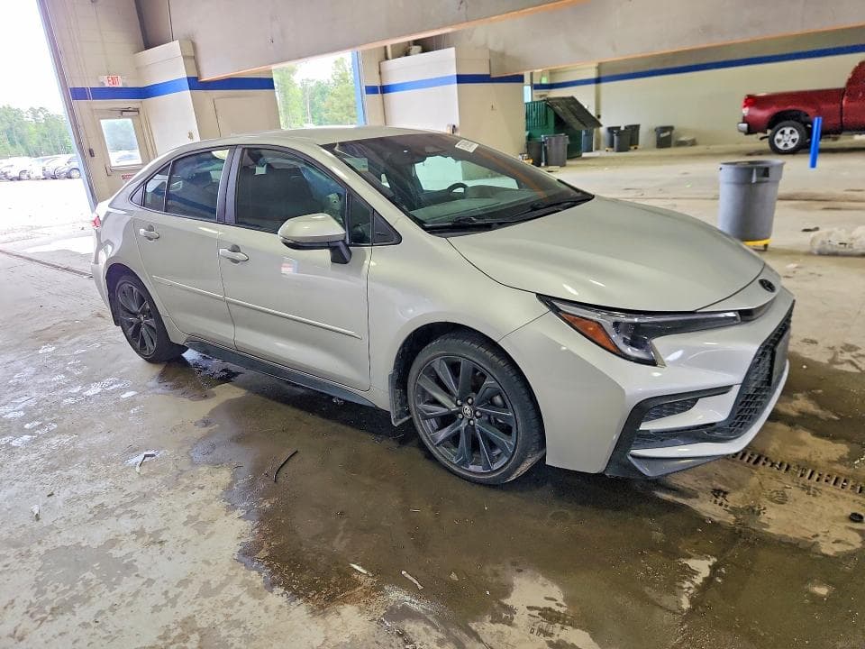 2025 TOYOTA COROLLA SE 4