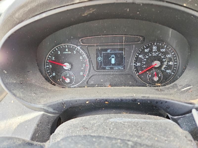 2016 KIA SORENTO EX 9