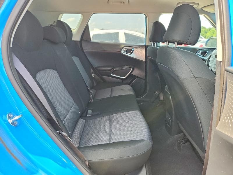 2023 KIA SOUL S 11