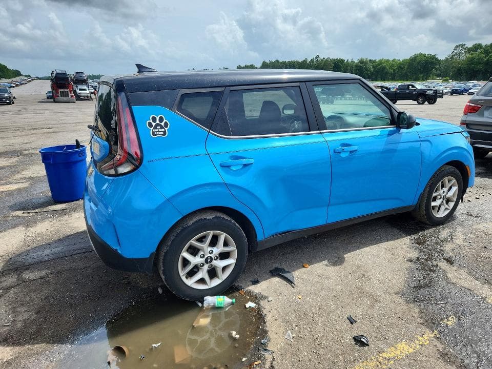 2023 KIA SOUL S 3