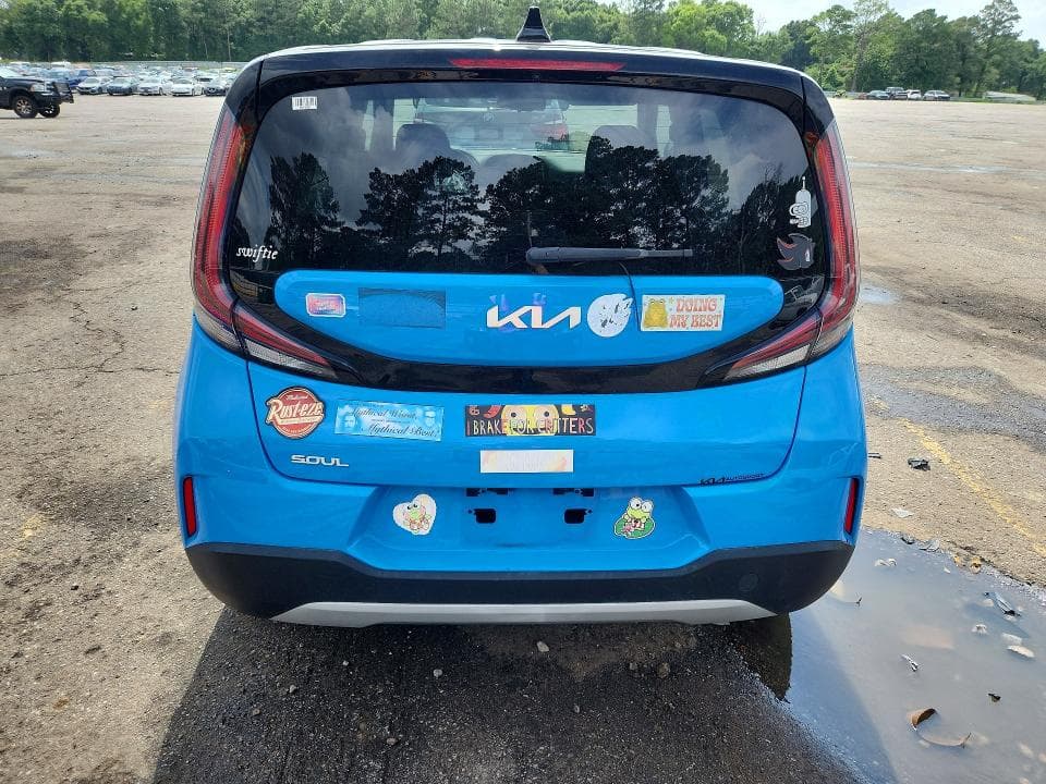 2023 KIA SOUL S 6