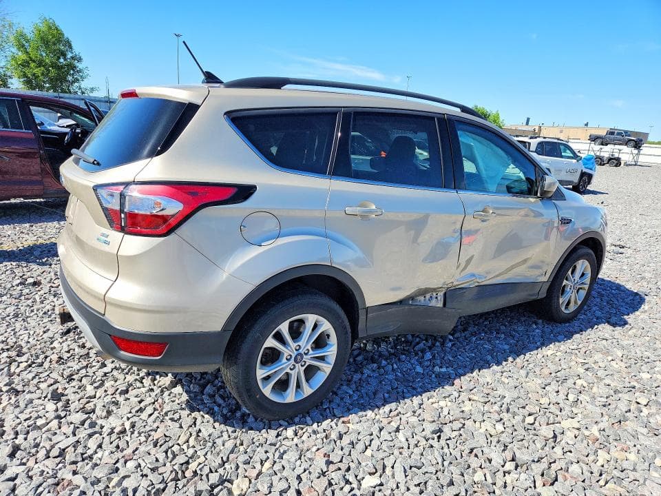 2018 FORD ESCAPE SE 3