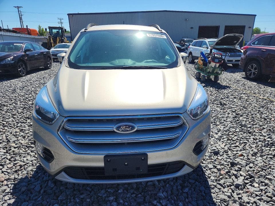 2018 FORD ESCAPE SE 5