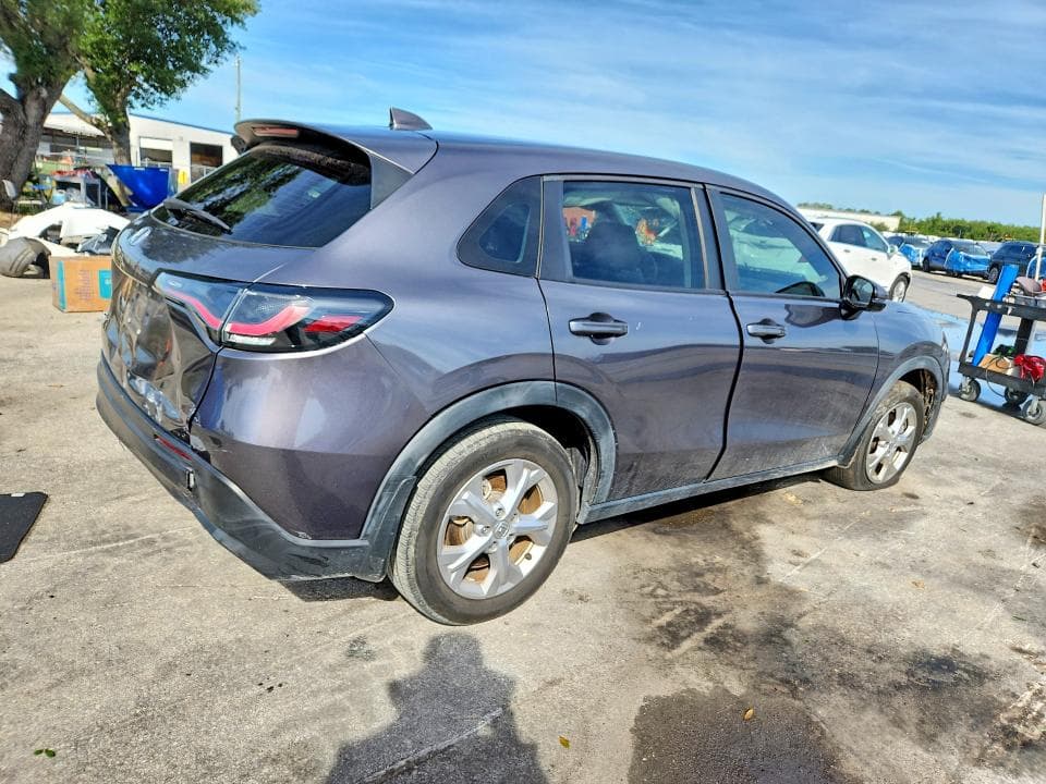 2024 HONDA HR-V LX 3