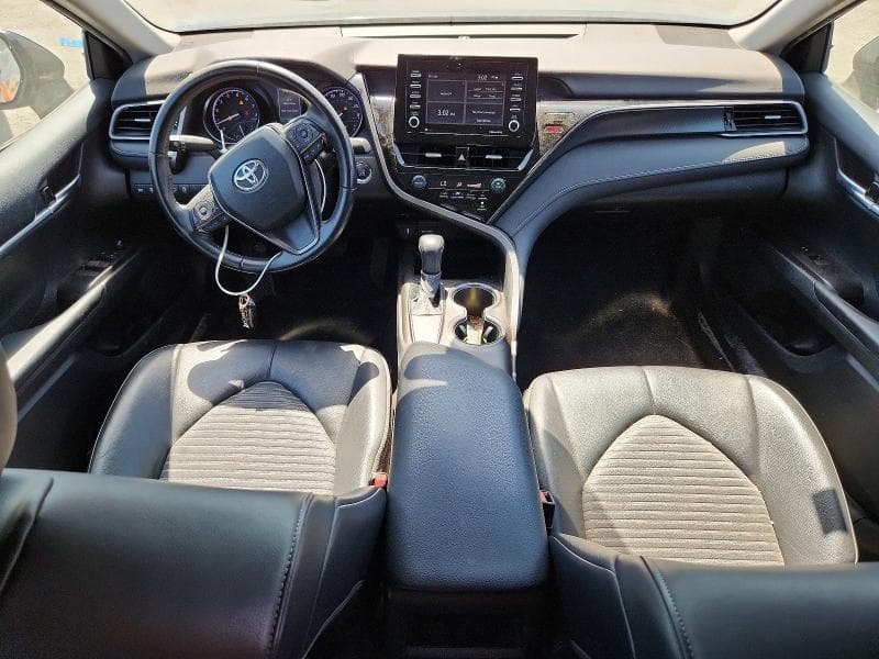 2021 TOYOTA CAMRAY 8