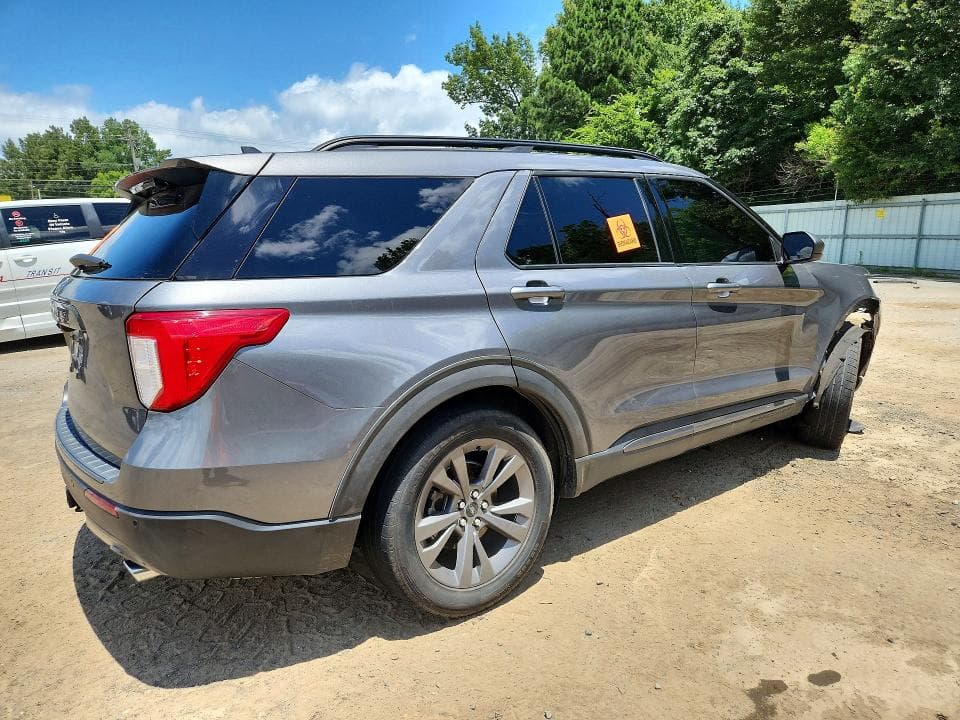 2021 FORD EXPLORER XLT 3