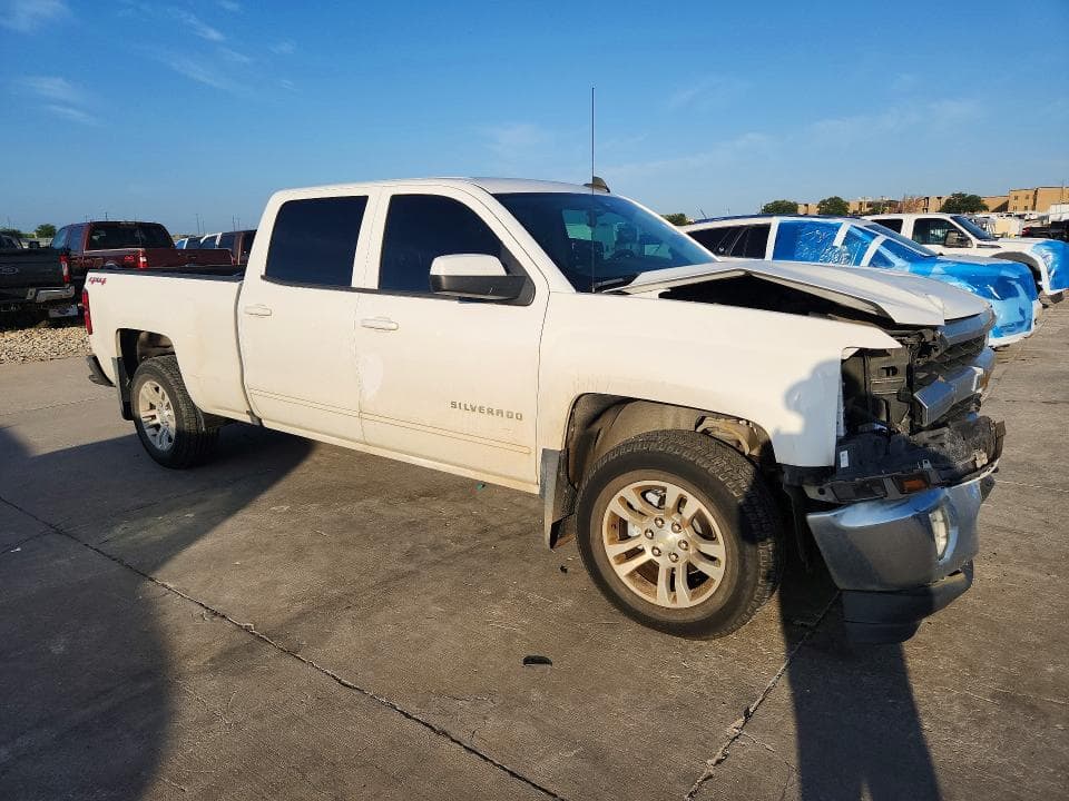 2017 CHEVROLET SILVERADO K1500 LT 4