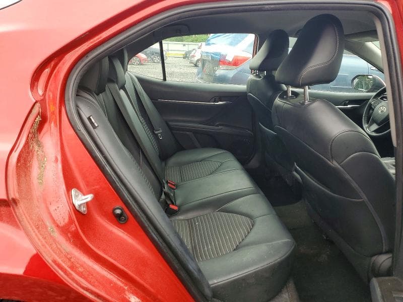 2021 TOYOTA CAMRY SE 10