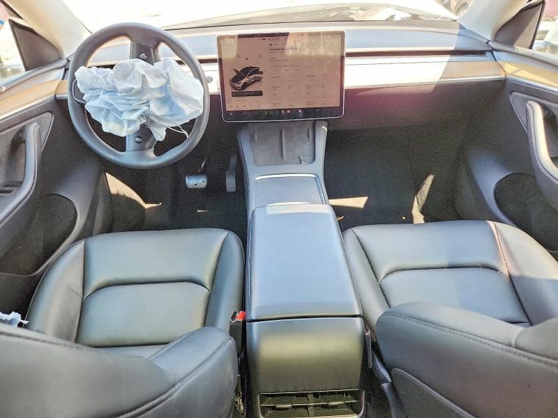 2023 TESLA MODEL Y 8