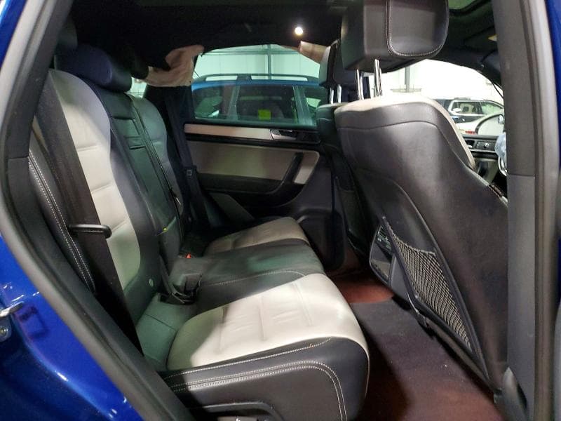 2017 VOLKSWAGEN TOUAREG WOLFSBURG 10