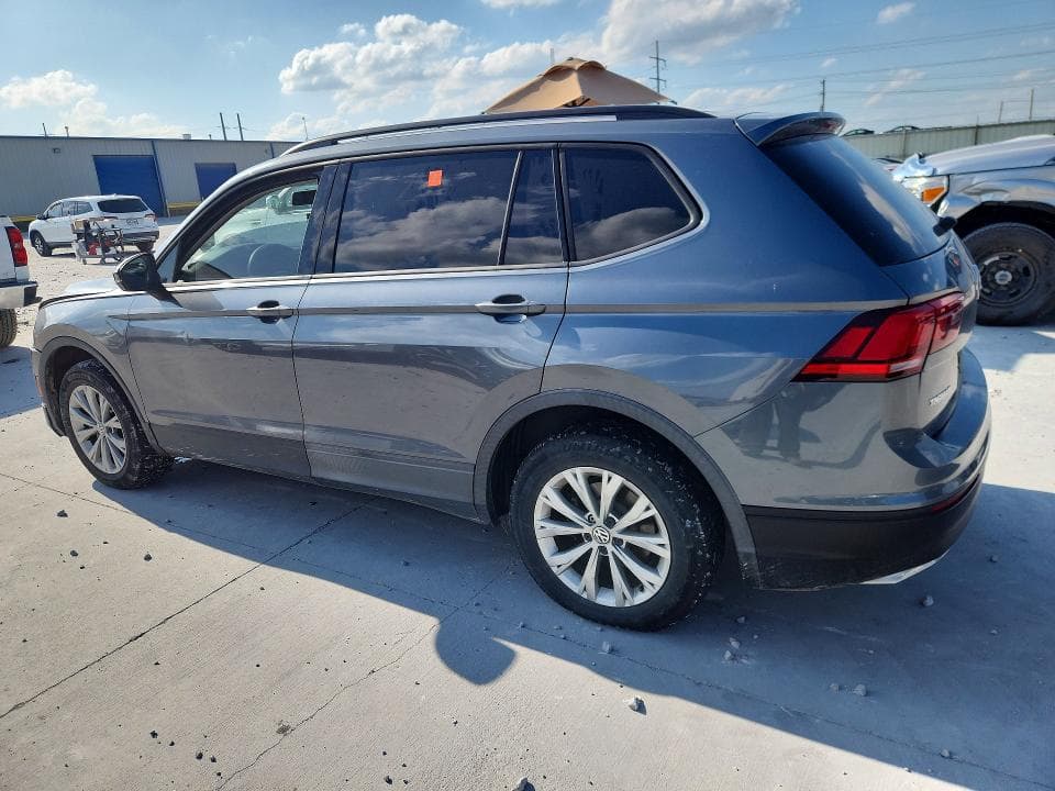 2018 VOLKSWAGEN TIGUAN S 2