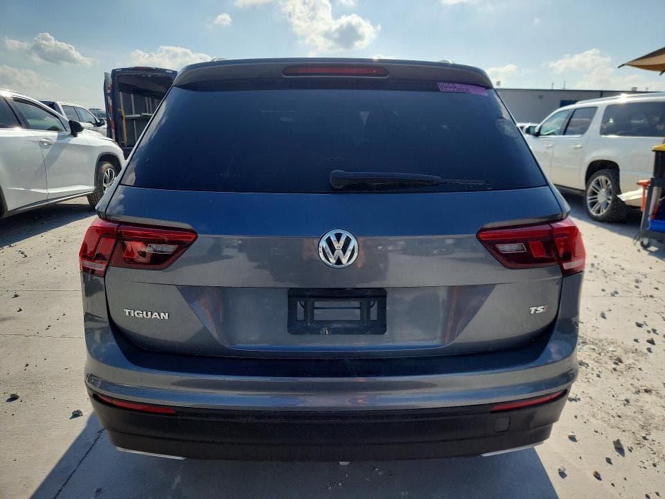 2018 VOLKSWAGEN TIGUAN S 6