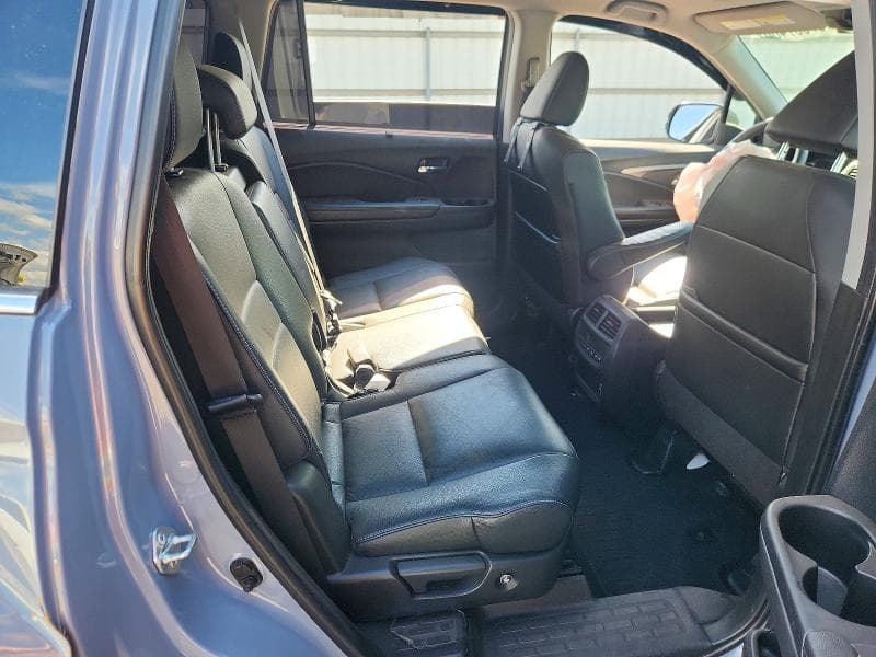 2022 HONDA PILOT SE 11