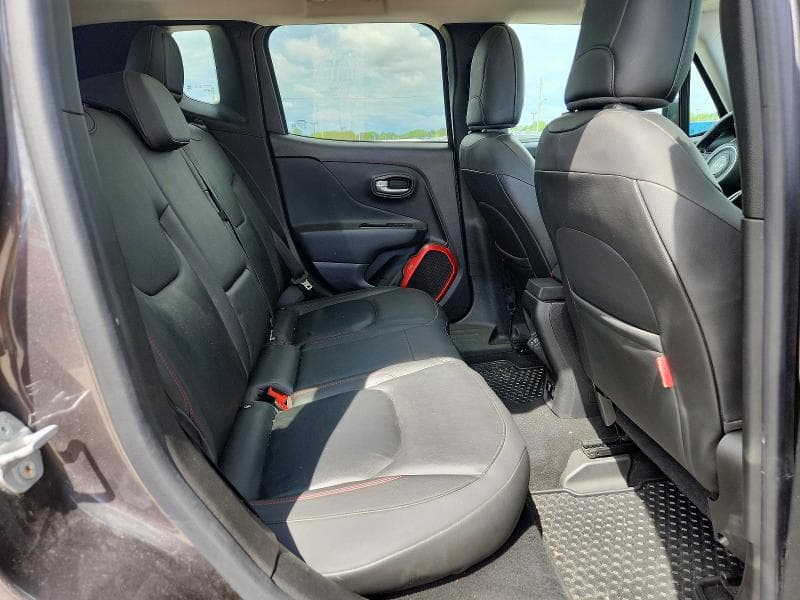 2019 JEEP RENEGADE TRAILHAWK 11