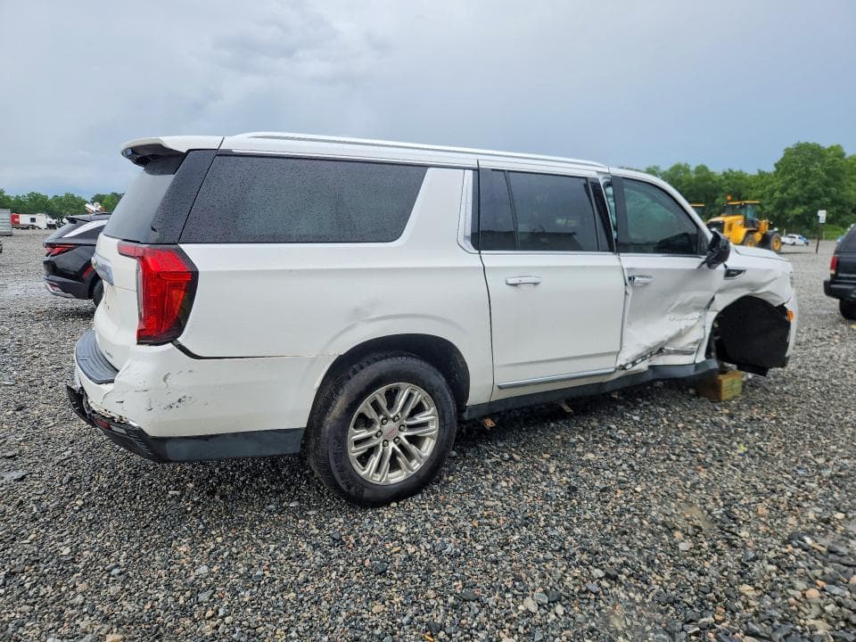 2021 GMC YUKON XL K1500 SLT 3