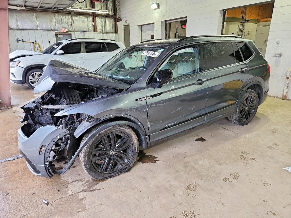 2022 VOLKSWAGEN TIGUAN SE R-LINE BLACK SE R-LINE BLACK - 1