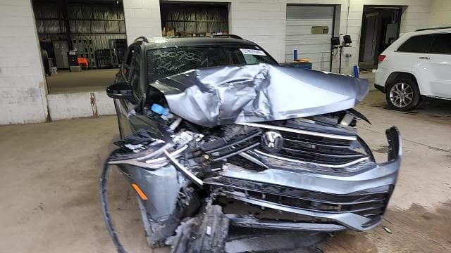2022 VOLKSWAGEN TIGUAN SE R-LINE BLACK SE R-LINE BLACK 14