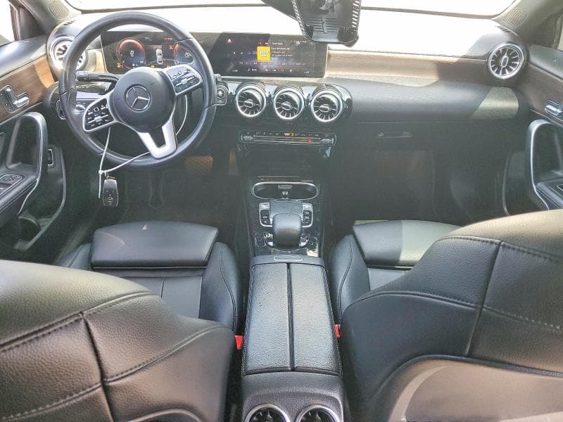 2019 MERCEDES-BENZ A 220 220 8
