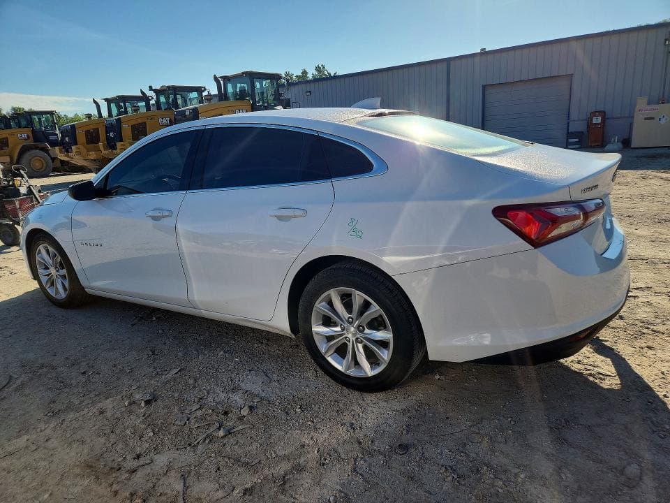 2021 CHEVROLET MALIBU LT 2