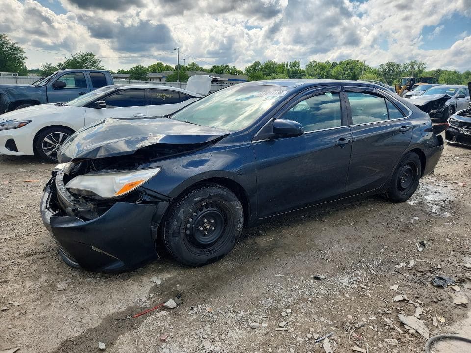 2017 TOYOTA CAMRY LE - 1