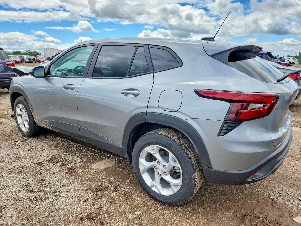 2026 CHEVROLET TRAX LS LS 2