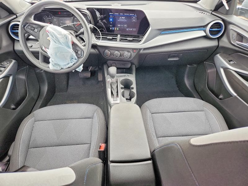 2026 CHEVROLET TRAX LS LS 8