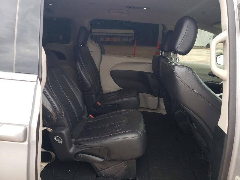 2018 CHRYSLER PACIFICA TOURING L 11