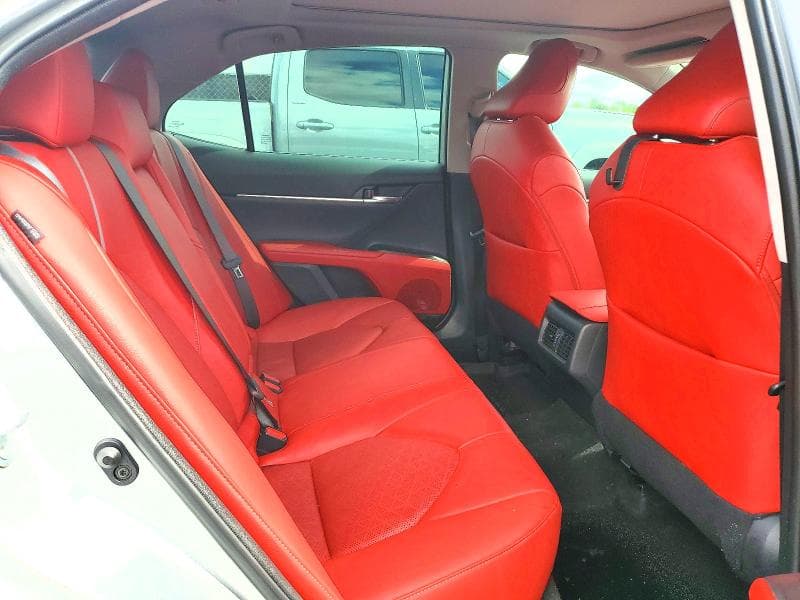 2022 TOYOTA CAMRY XSE 10