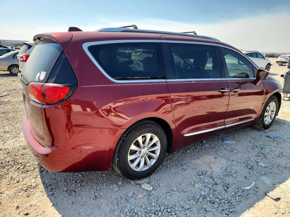 2018 CHRYSLER PACIFICA TOURING L PLUS 3