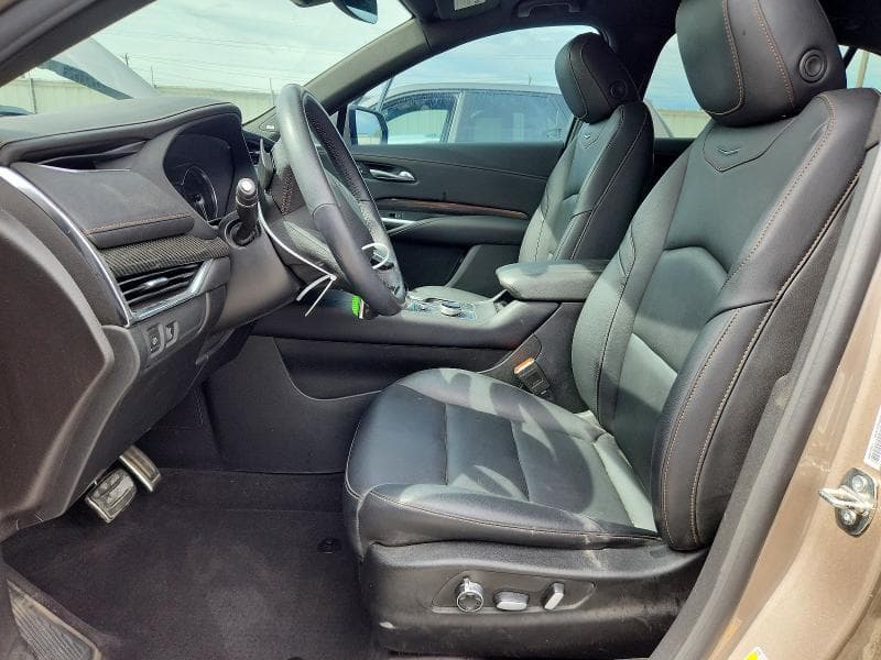 2023 CADILLAC XT4 SPORT 7