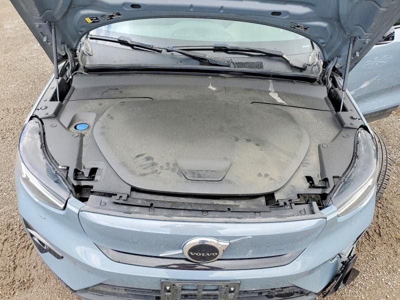 2023 VOLVO XC40 RECHARGE ULTIMATE 12
