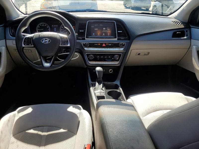 2018 HYUNDAI SONATA SE 8