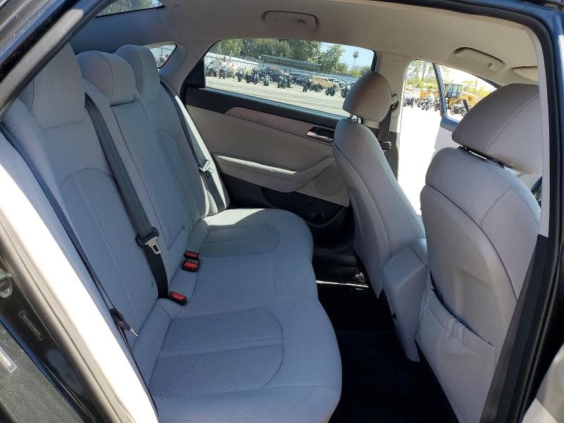 2018 HYUNDAI SONATA SE 10