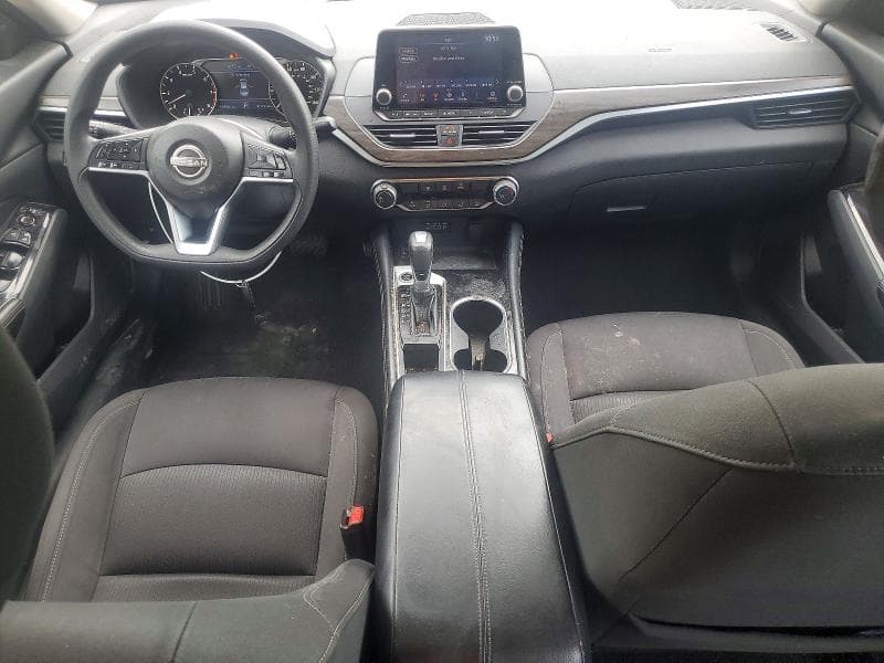 2023 NISSAN ALTIMA SV 8