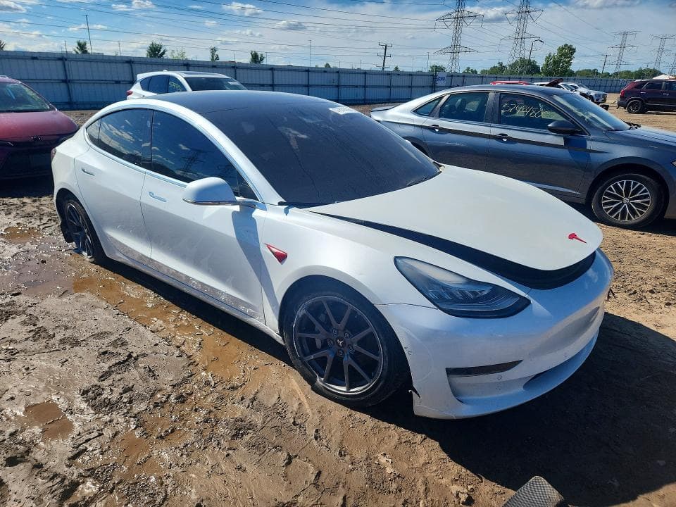 2019 TESLA MODEL 3 4