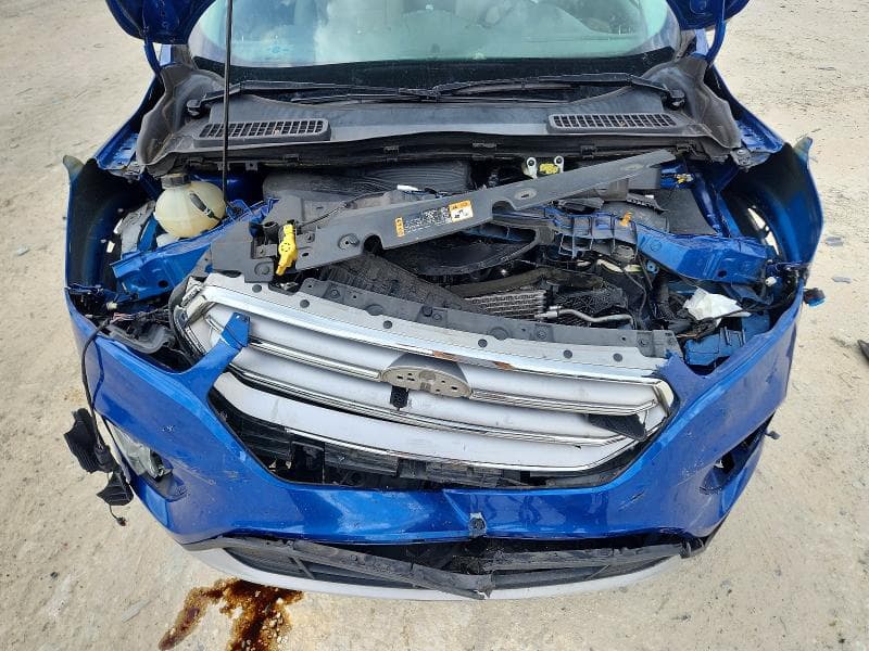 2017 FORD ESCAPE SE 12